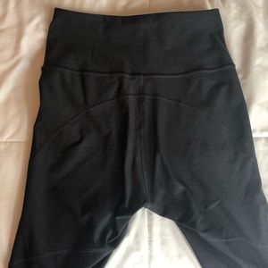 Outdoor Voices leggings